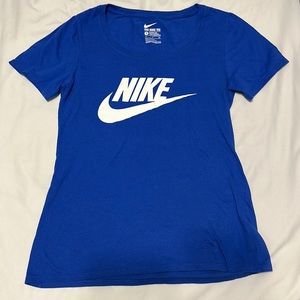 blue nike tee